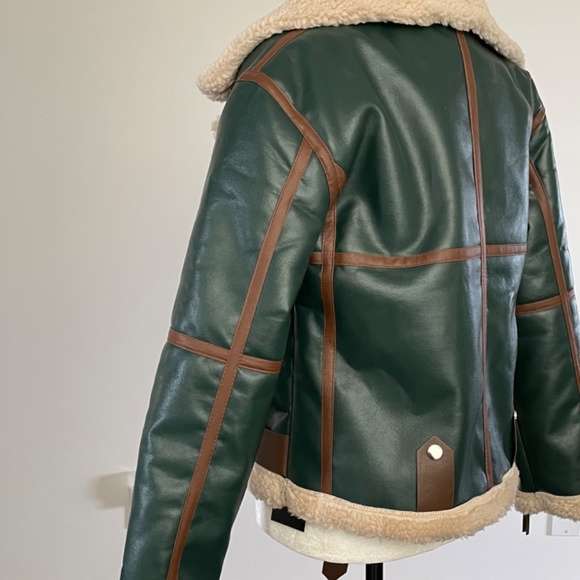 Bida Faux Shearling/Leather Green & Brown Bomber Jacket. Size M - Picture 4 of 16